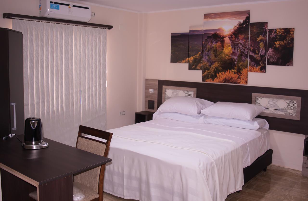 Austral Hotel Дос-де-Майо Экстерьер фото