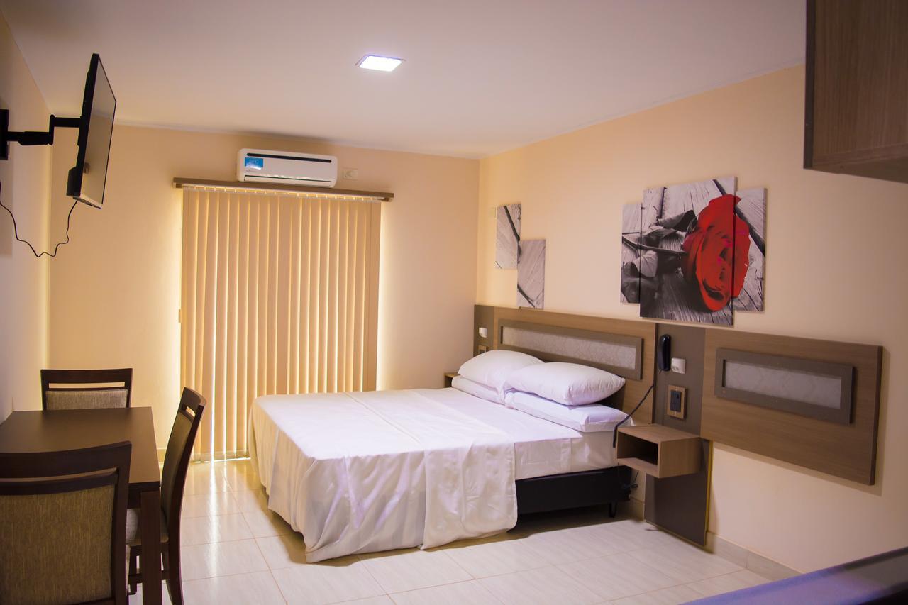 Austral Hotel Дос-де-Майо Экстерьер фото